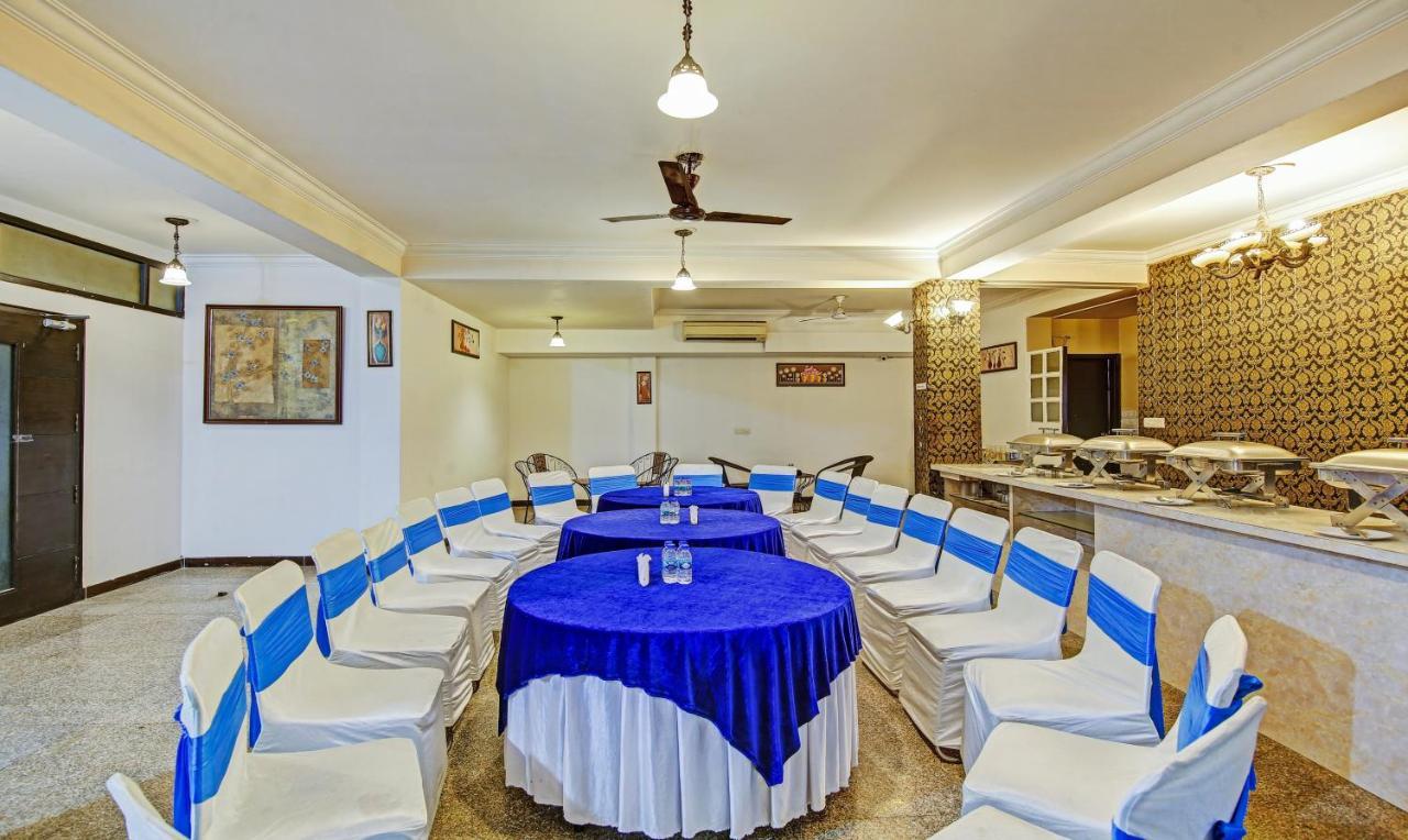 מלון Dreamz Hospitality גורגאון מראה חיצוני תמונה