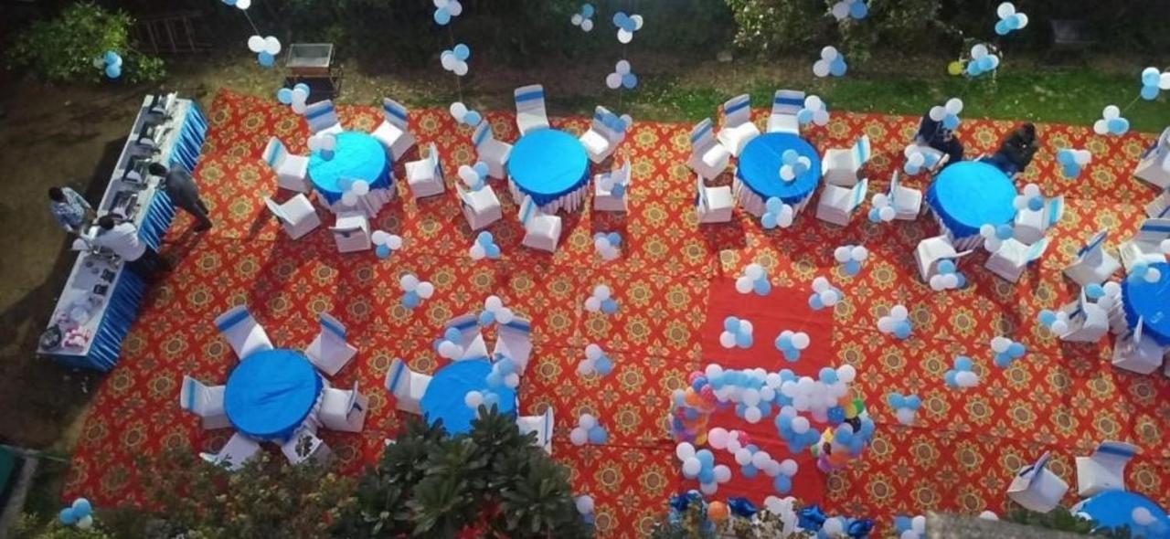 מלון Dreamz Hospitality גורגאון מראה חיצוני תמונה